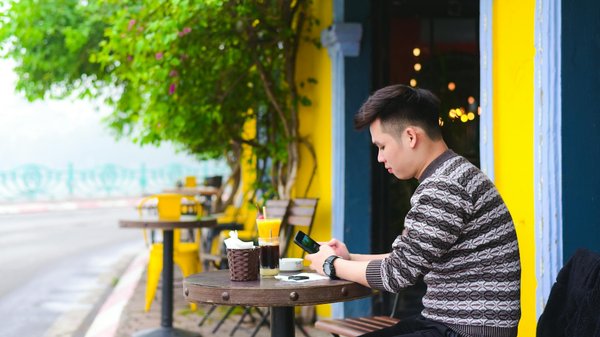 Top 10 outils de jardinage indispensables pour un jardin réussi